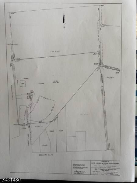 8 Mabey Ln - Photo 1