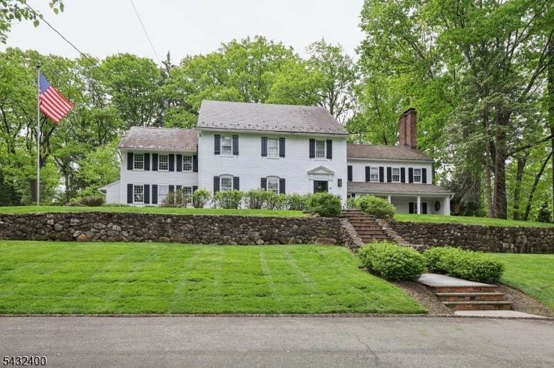 29 Gordon Rd - Photo 1