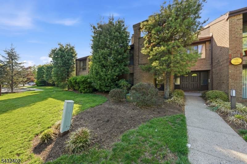 336 Willowbrook Dr - Photo 1