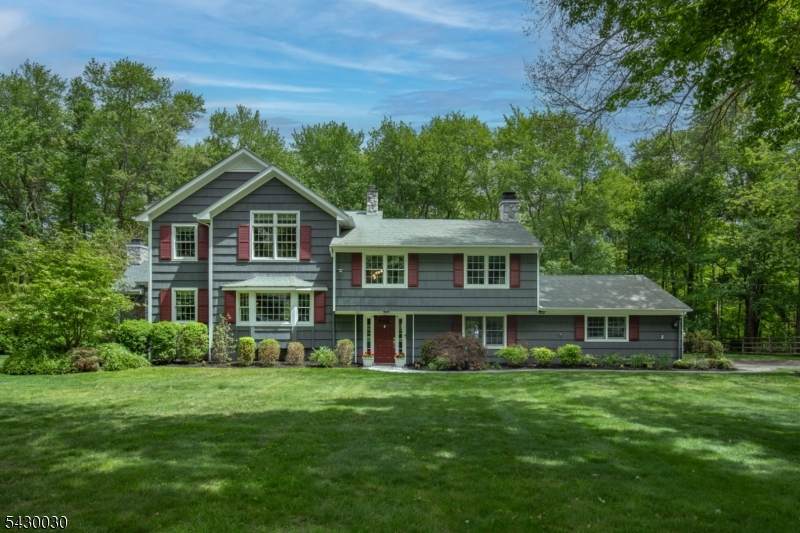 77 Riverside Dr - Photo 1