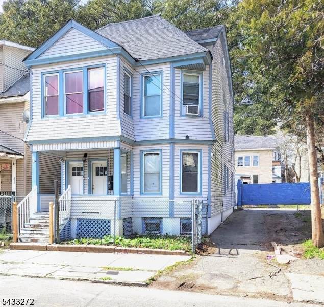 129 22Nd St - Photo 1