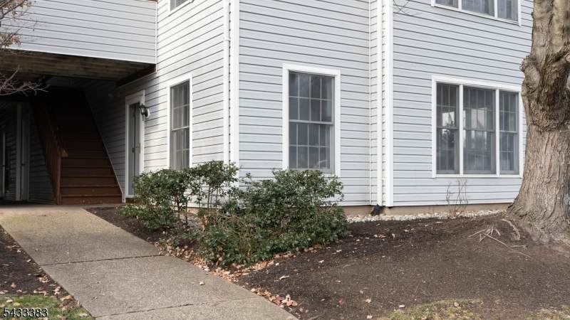 94 Stonyridge Dr - Photo 1