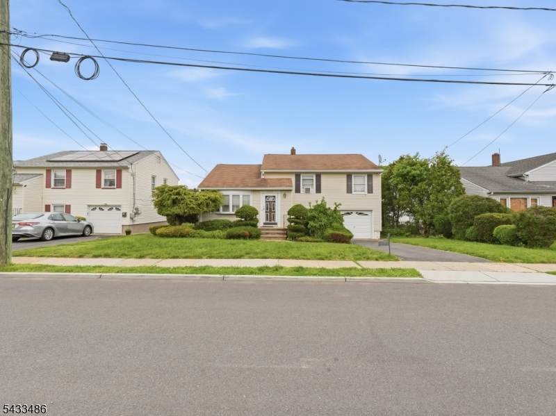 1307 Dartmouth Ter - Photo 1