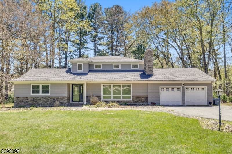 306 Eyland Ave - Photo 1