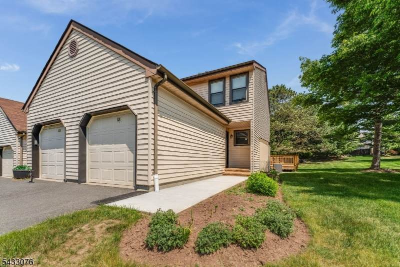 130 Locust Ct - Photo 1