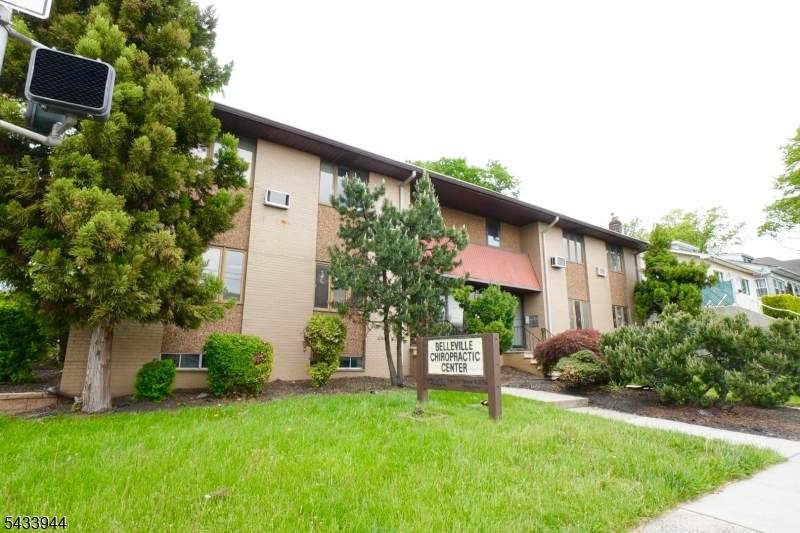 387 Union Ave - Photo 1