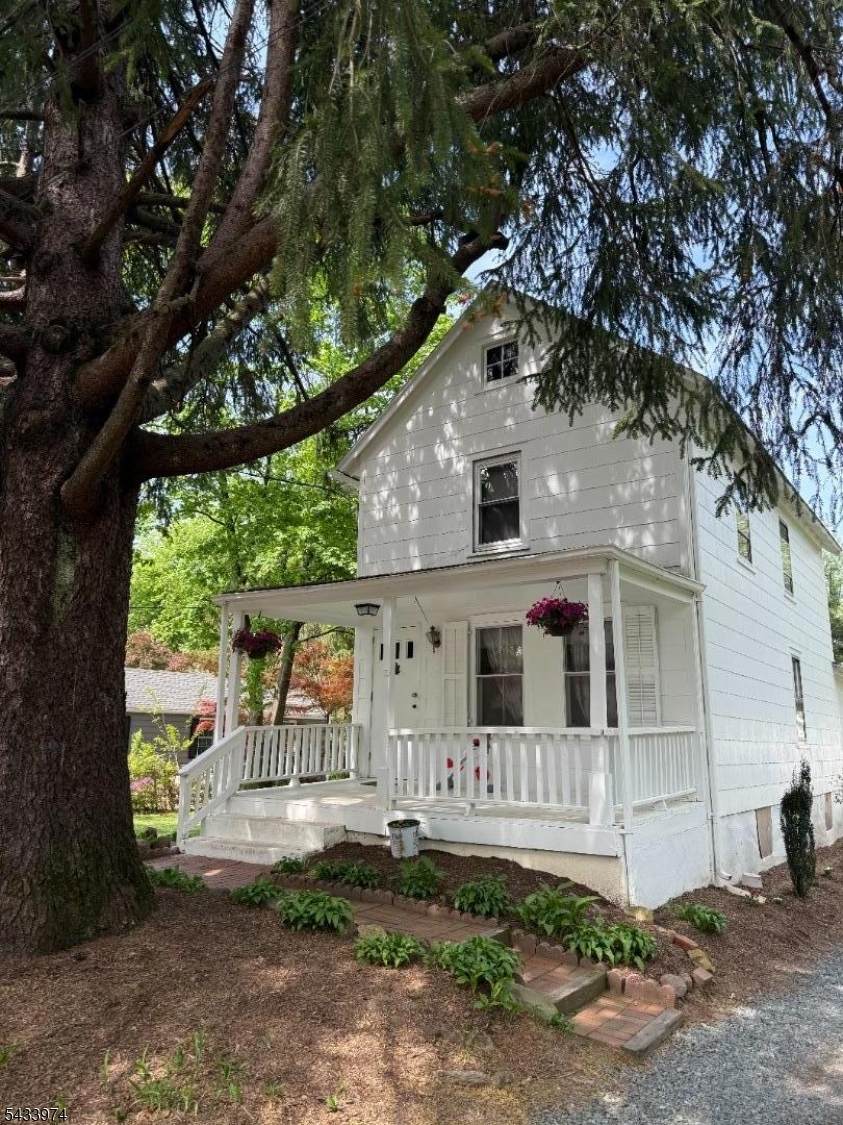 10 Bodnar St - Photo 1