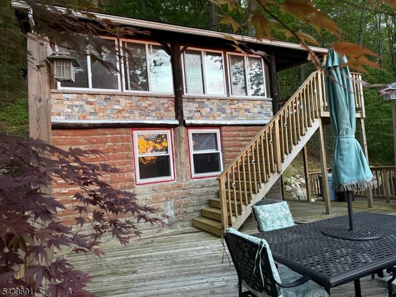 57 Lakeside Dr - Photo 1