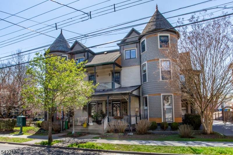 151 North Union St - Photo 1