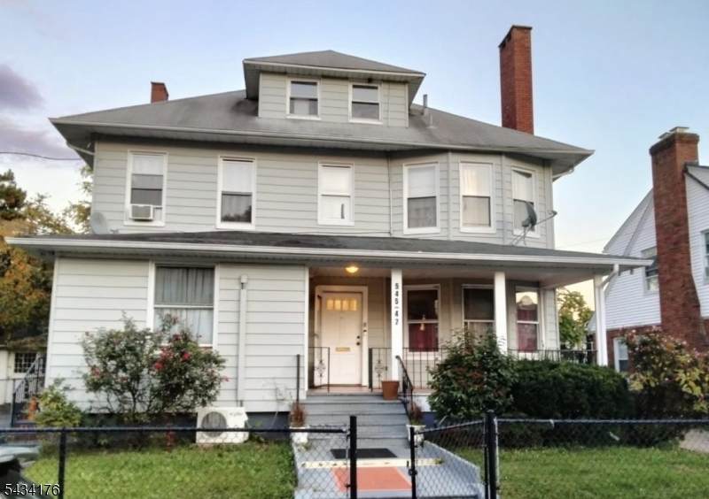 545 E 29Th St - Photo 1