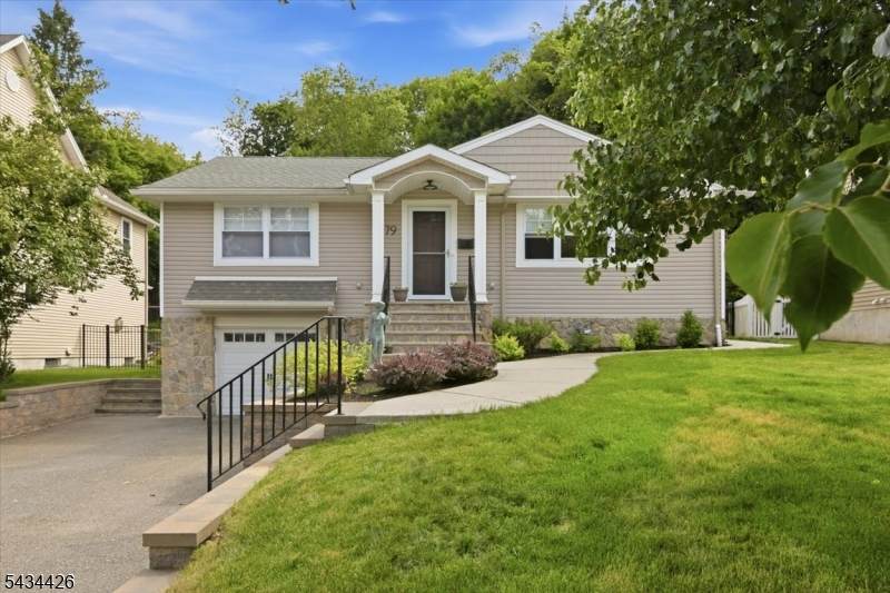 79 Winding Way - Photo 1