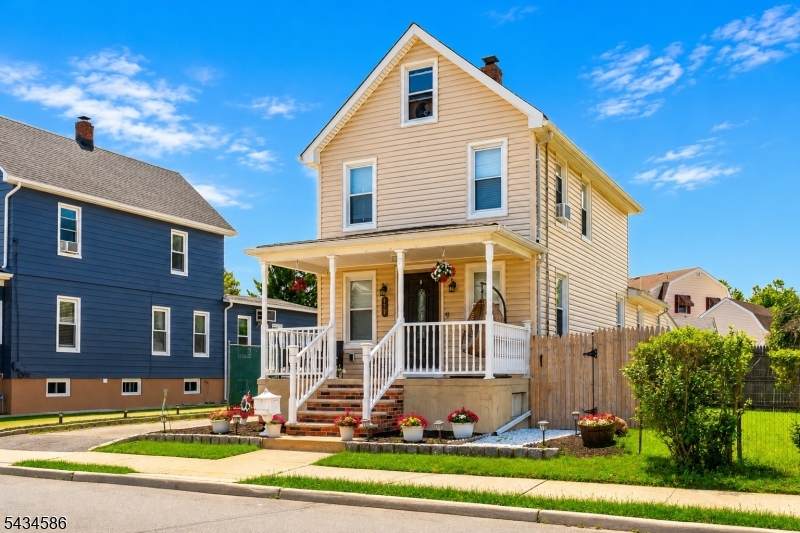 177 Pulaski Ave - Photo 1