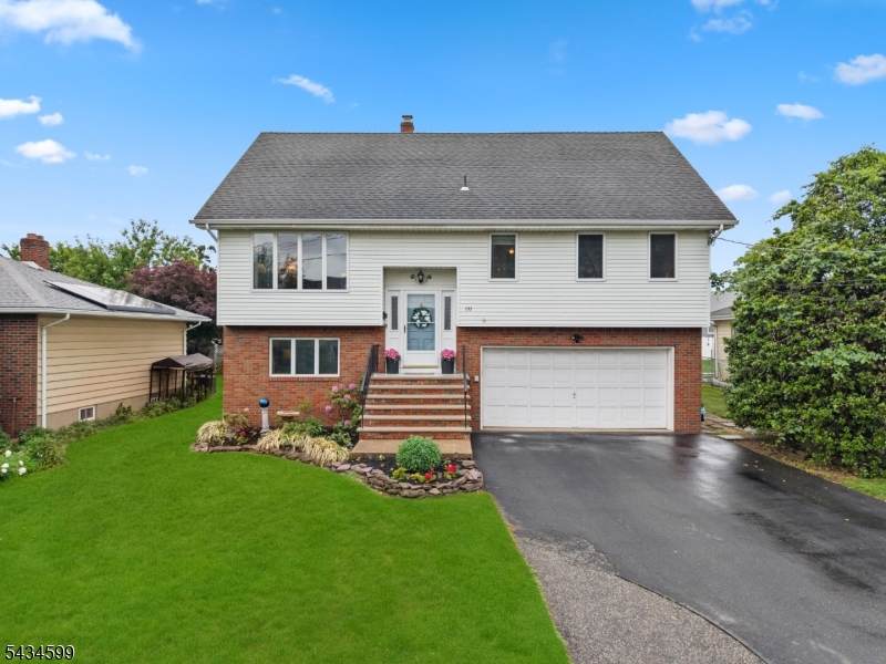 191 Pershing Rd - Photo 1