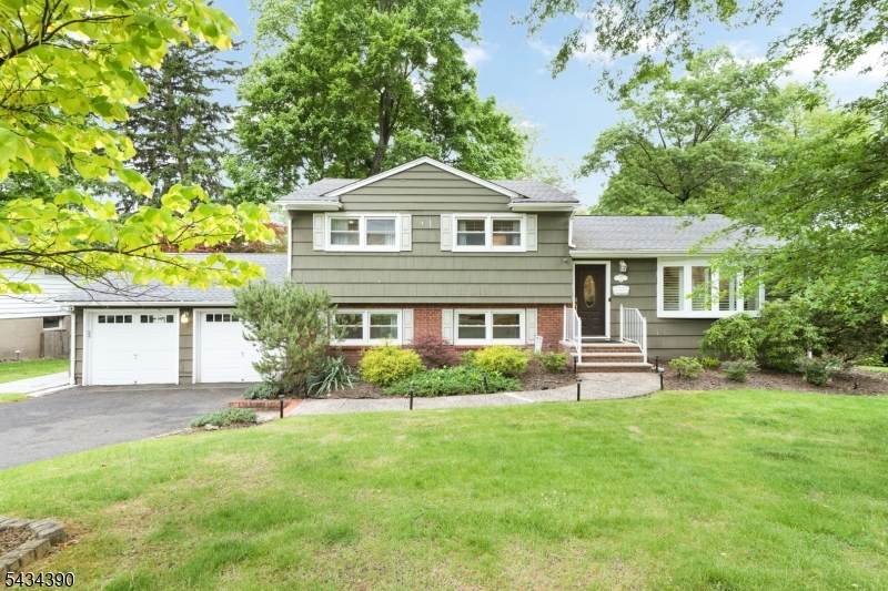 73 Seminole Ave - Photo 1