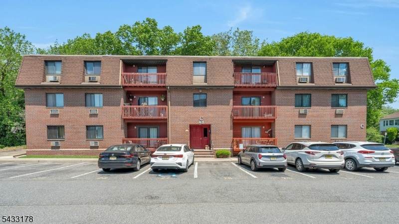 666 Mill St - Photo 1