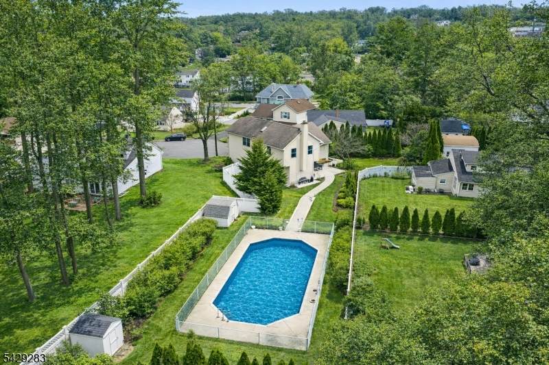 40 Catherine Ct - Photo 1