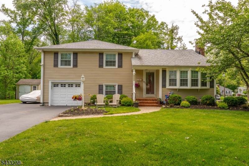 1262 Christine Cir - Photo 1