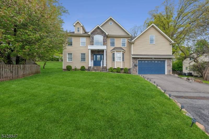 21 Winding Way - Photo 1