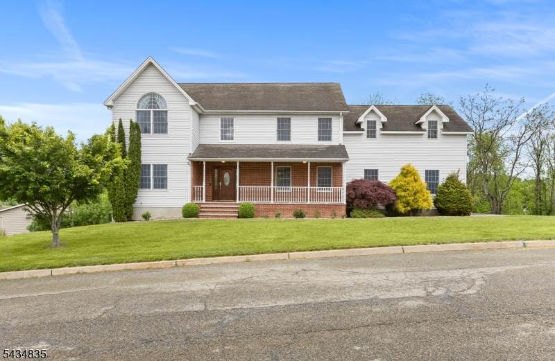 14 Lakeview Ter - Photo 1