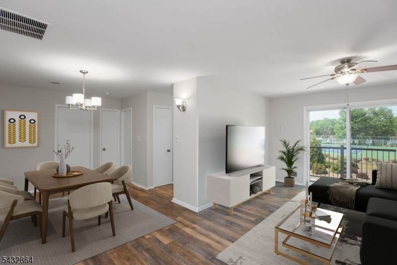 504 Nottingham Way - Photo 1