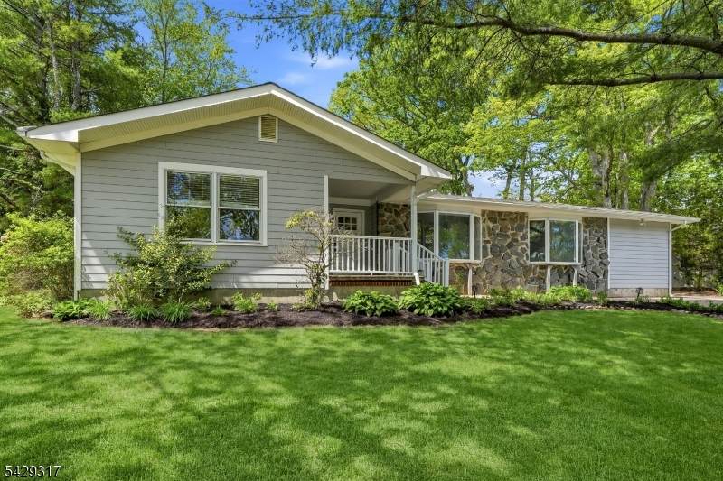 710 Viscount Dr - Photo 1