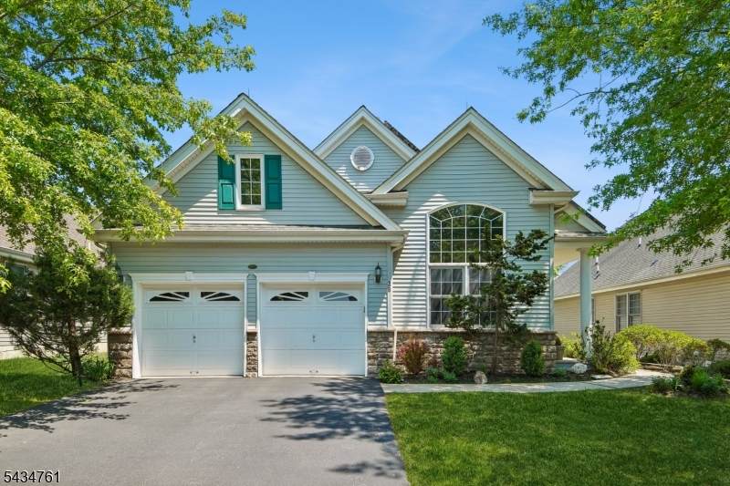 38 Constitution Way - Photo 1