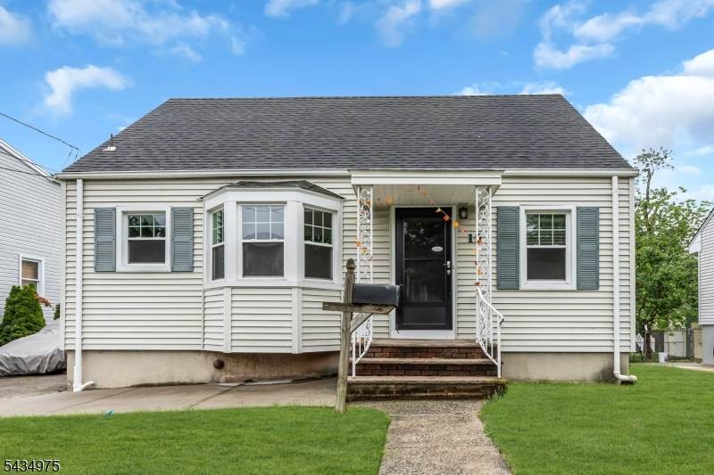 15 Winston Dr - Photo 1