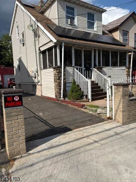 471 20Th Ave - Photo 1