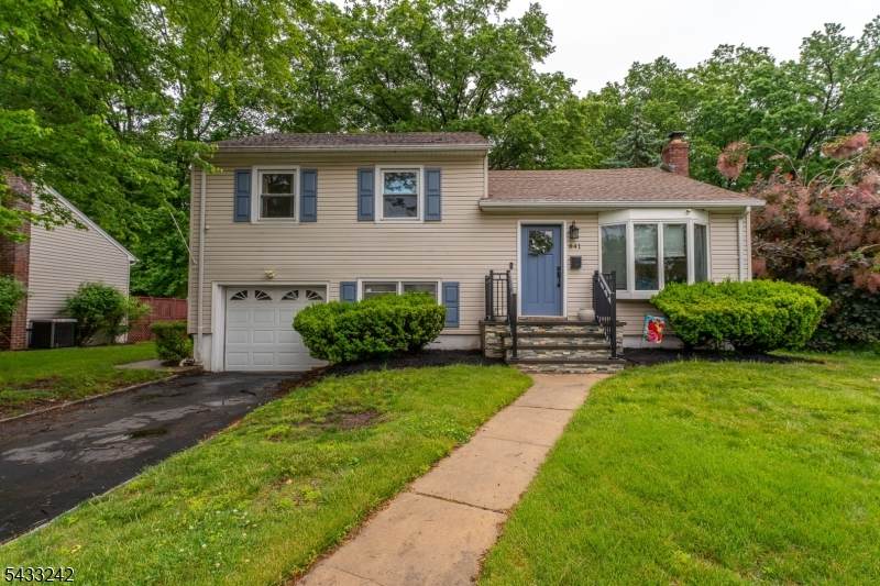 841 Colonial Arms Rd - Photo 1