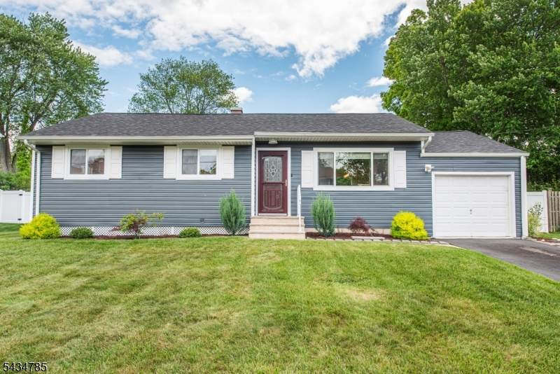 12 Brearly Cres - Photo 1