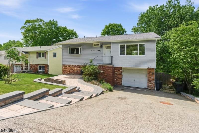 150 Rollins Trl - Photo 1