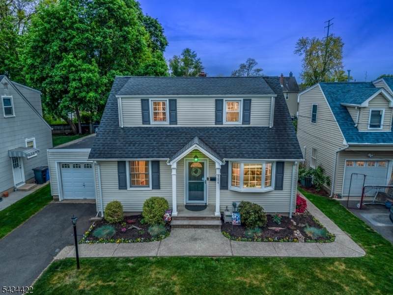 524 Farley Ave - Photo 1