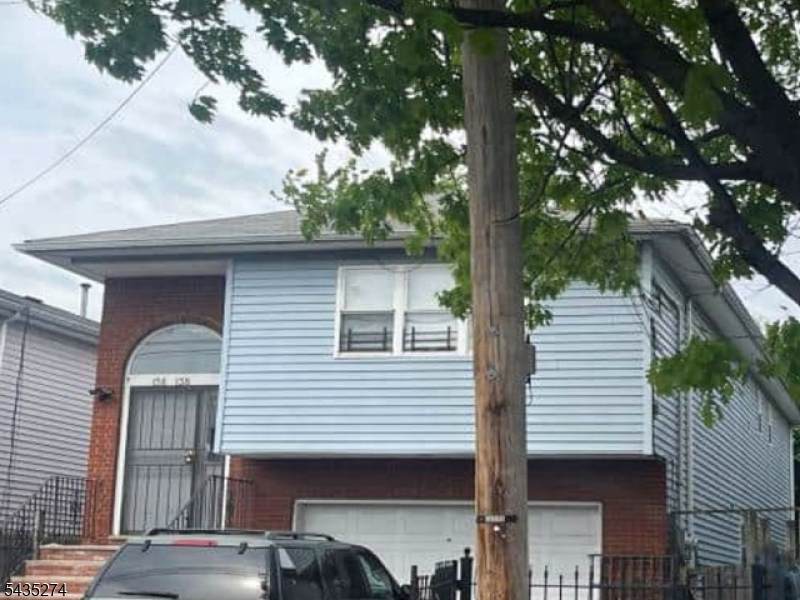 136 N 13Th St - Photo 1