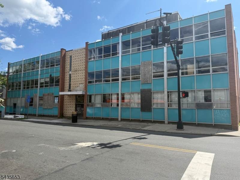 700 Park - Photo 1