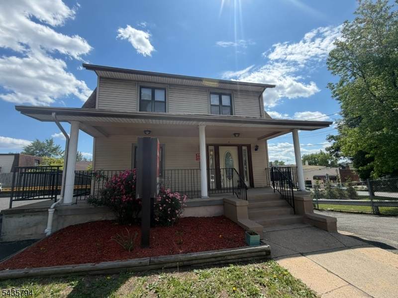 17 Winant Ave - Photo 1