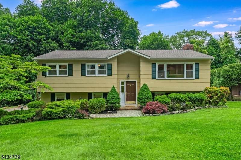 22 Green Apple Rd - Photo 1