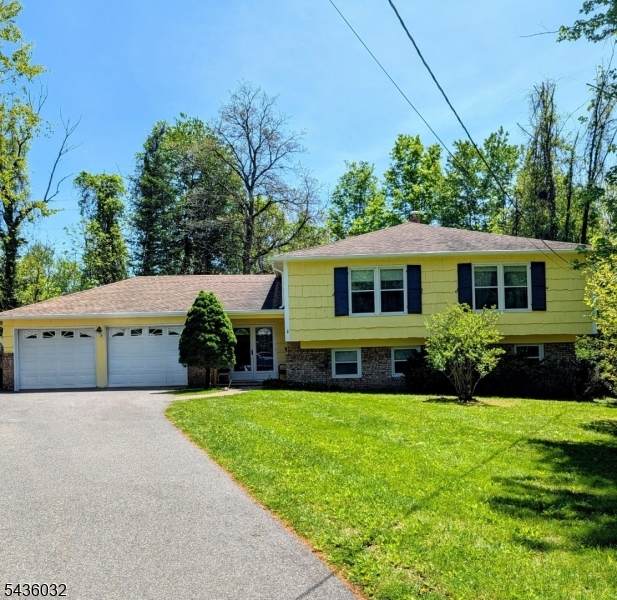 179 Grant Ave - Photo 1