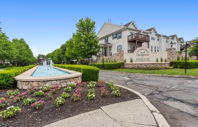 https://bt-photos.global.ssl.fastly.net/gsmls/orig_boomver_1_4031455-2.jpg