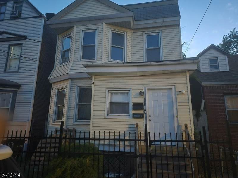753 S 20Th St - Photo 1