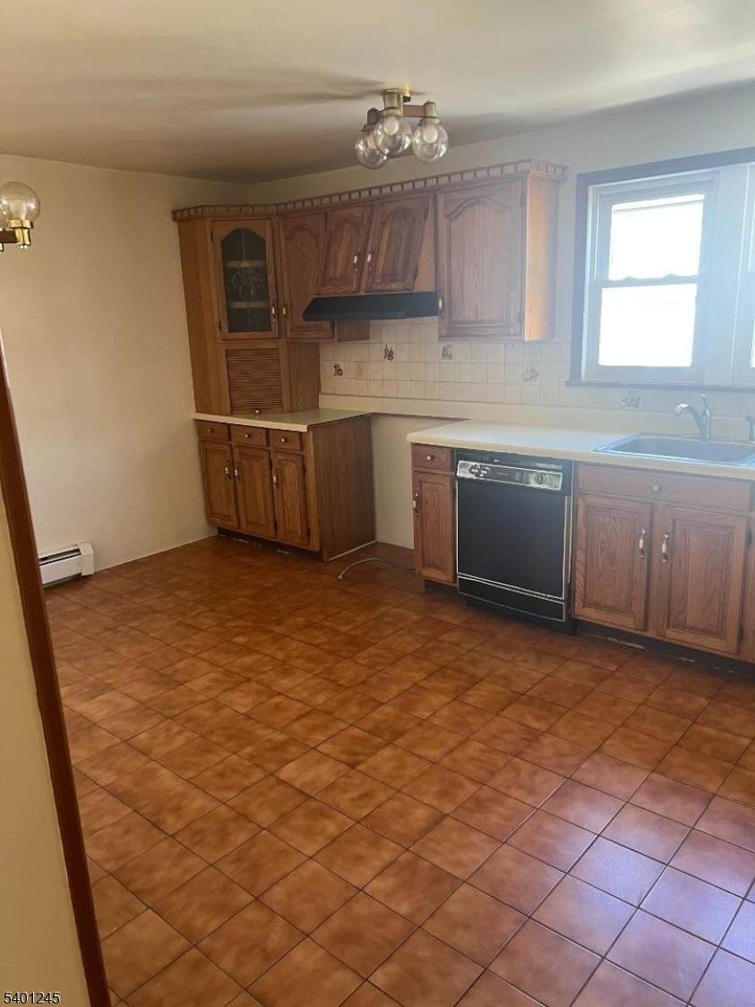 195 Walnut St - Photo 1