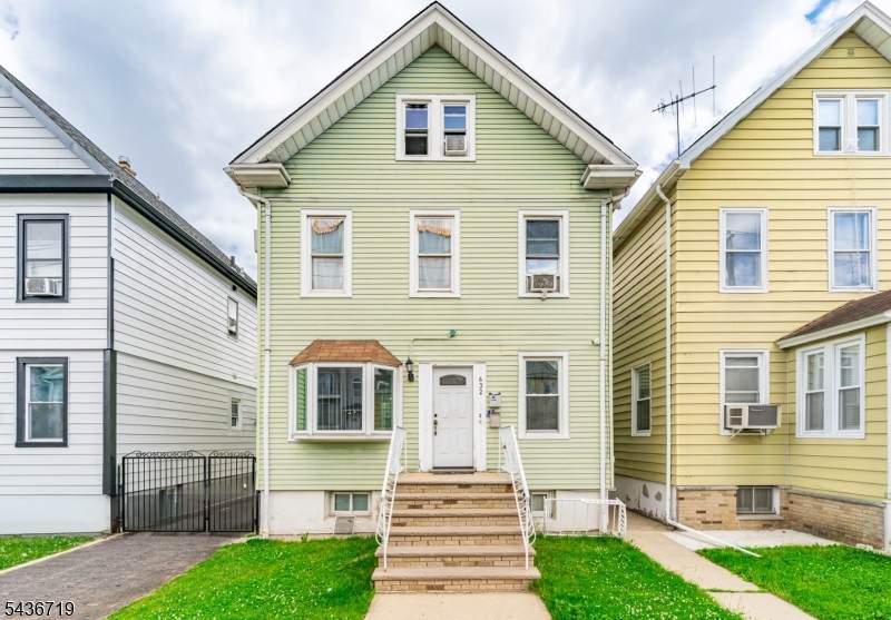 632 Grier Ave - Photo 1