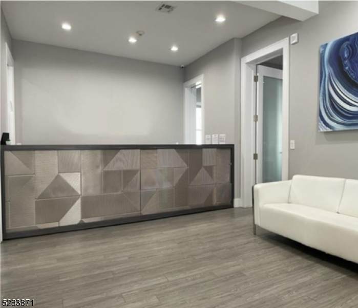 326 Parker Ave - Photo 1