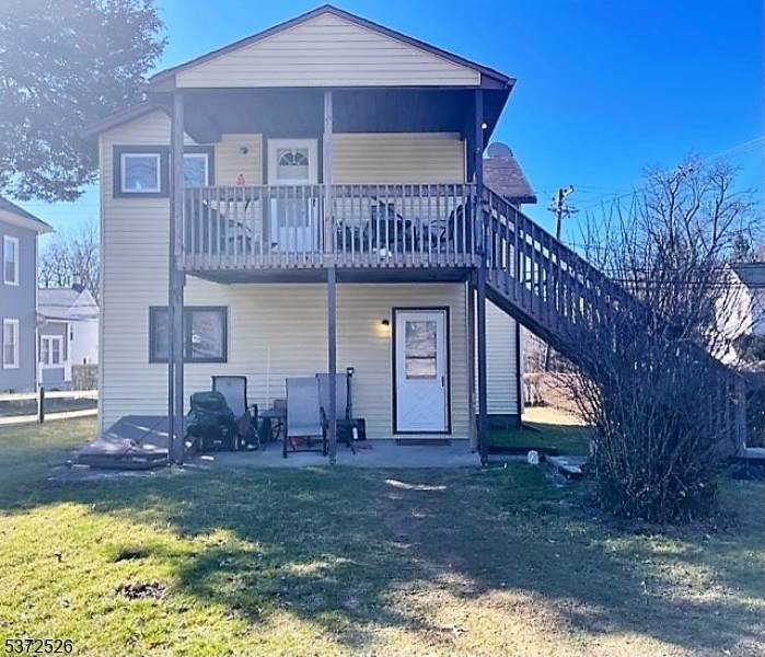 100 Belvidere Avenue - Photo 1