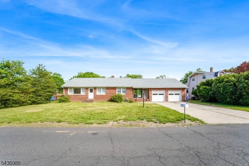 62 Willow Ave - Photo 1