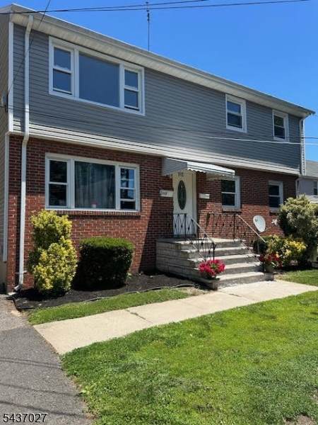 312 Brook St - Photo 1