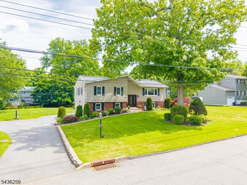 55 Marcia Rd - Photo 1