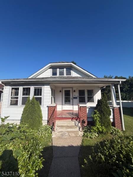 14 Meadow Ave - Photo 1