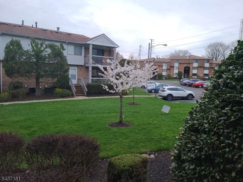 1504 Edison Glen Ter - Photo 1