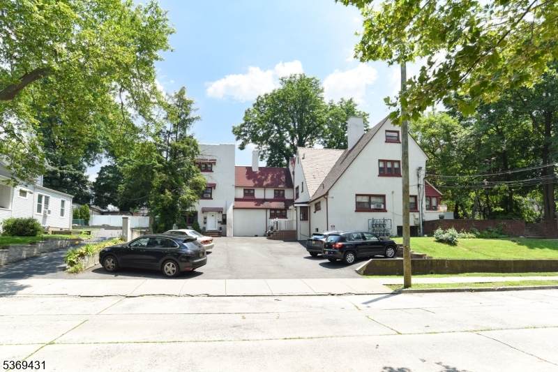 285 Orchard Ter - Photo 1
