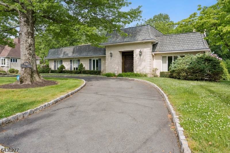 1080 Prospect Ave - Photo 1